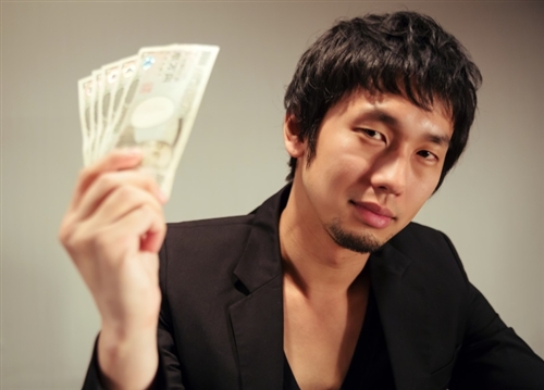 闇金でお金借りる